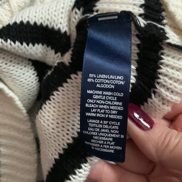 Chaps white and black striped sweater size xl - Picture 4 of 6